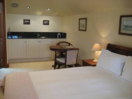 54 On Bank - Accommodation NT 2