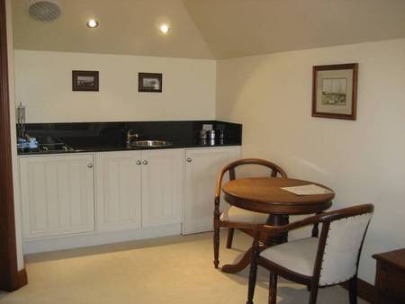 54 On Bank - Accommodation NT 4