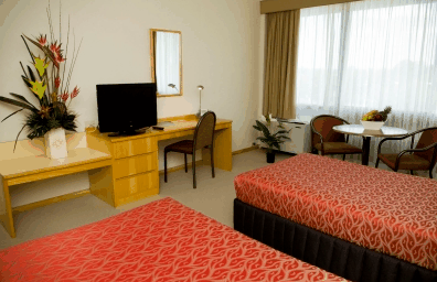 Sunnybrook Hotel & Convention Centre - thumb 3