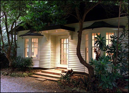 Lochiel Luxury Accommodation - NT Tourism 4