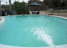 Millers Cottage Motel - Accommodation NT 4