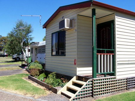 Leongatha Apex Caravan Park - Accommodation NT 0