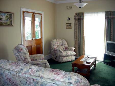 Airleigh - Rose Cottage - Accommodation NT 1