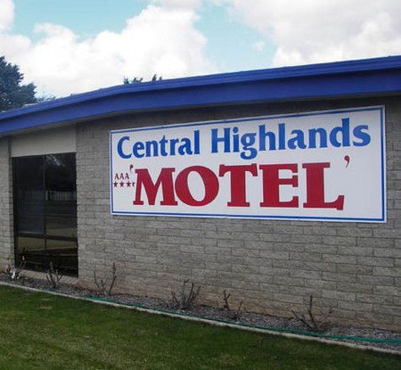 Central Highlands Motor Inn - Accommodation NT 0