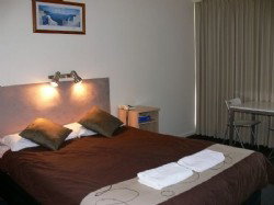 Warrina Motor Inn - Accommodation NT 0