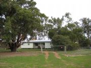 Mirranatwa VIC Accommodation NT