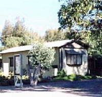 Riverside Host Farm - Accommodation NT