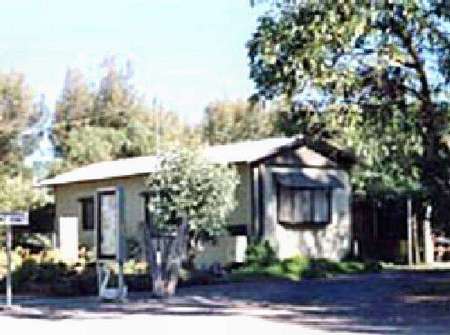 Riverside Host Farm - Accommodation NT 0
