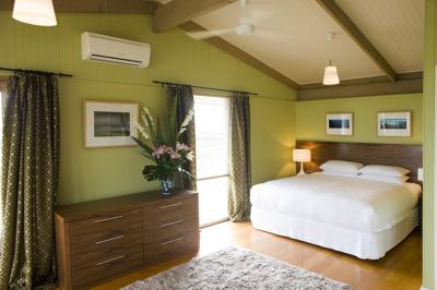 Cliff Top - NT Tourism 1
