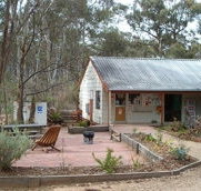 Laanecoorie Lakeside Park - Accommodation NT