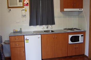 Big 4 Castlemaine Gardens Holiday Park - Accommodation NT 2