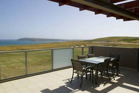 Ocean Fairways - Accommodation NT 5