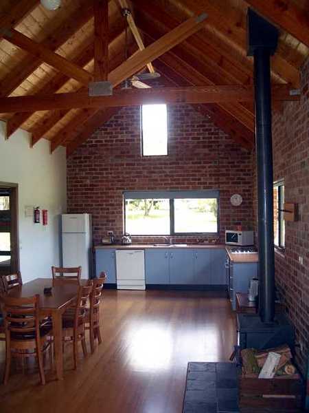 Prom Coast Holiday Lodge - Accommodation NT 3