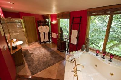 Linden Gardens Rainforest Retreat - Accommodation NT 1