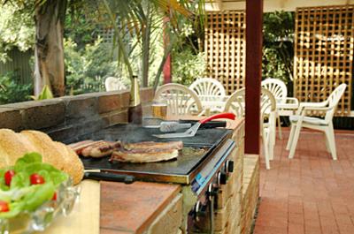 Truemans Cottages - Accommodation NT 3