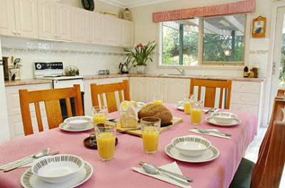 Truemans Cottages - Accommodation NT 5