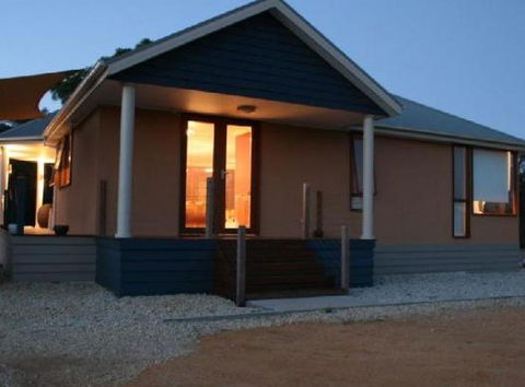 Aurora Cottages - Accommodation NT 0