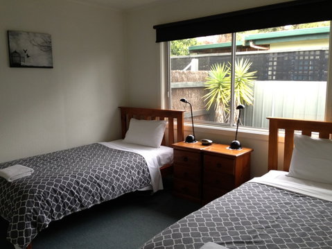 Phillip Island Cottages - NT Tourism 1
