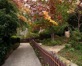 Anne Hathaways Cottage - Accommodation NT 1