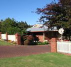 Karri Rose B  B - Accommodation NT