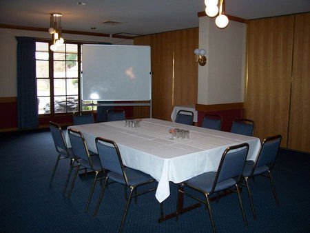 Cascades Motor Inn - Accommodation NT 1