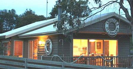 Anglesea Overboard Seaside Cottage - Accommodation NT 2