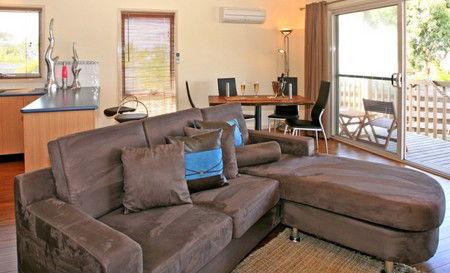 Anglesea Overboard Seaside Cottage - Accommodation NT 5