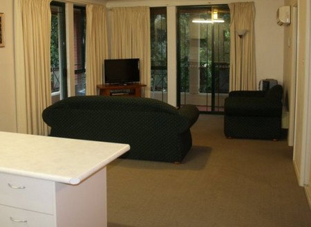 Canberra Wide Apartments - Monterey - Accommodation NT 1