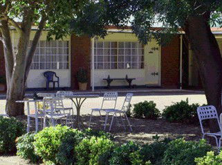 County Lodge Motel - Accommodation NT 3