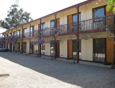 Central Motor Inn Wentworth - Accommodation NT 0