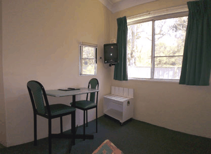 Lakeside Motor Inn - Accommodation NT 3
