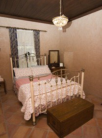 Rose Parterre B & B - Accommodation NT 2