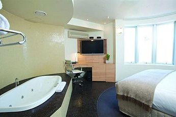 Hotel Urban St Kilda - Accommodation NT 2