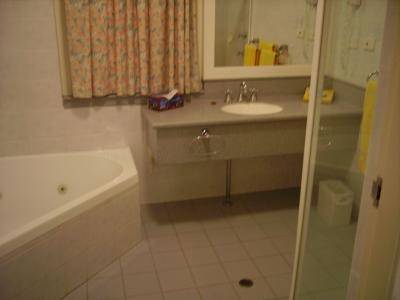 Monarch Motel Hotel - Accommodation NT 6