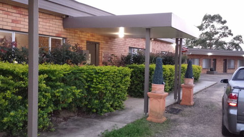 AA Hilldrop Motor Inn - Accommodation NT 1