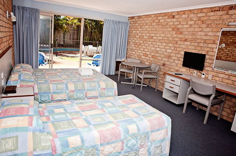 Sunshine Coast Motor Lodge - NT Tourism 0