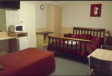 Mount Gravatt Motel - NT Tourism 1