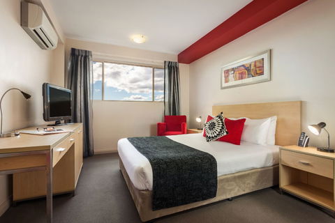 Quest Castle Hill - Accommodation NT 5
