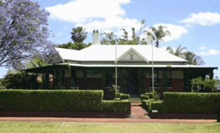 Halliday House Heritage Centre - thumb 1