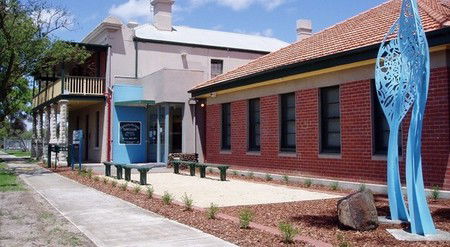 Hunt Club Community Arts Centre - Accommodation NT 0