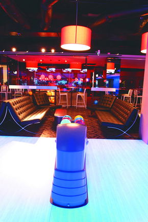 Strike Bowling Bar - Chapel - Accommodation NT 3