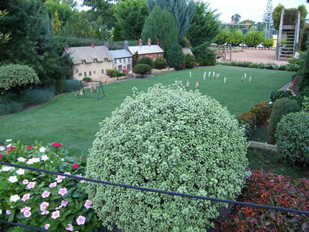 Abingdon Miniature Village - Accommodation NT 1