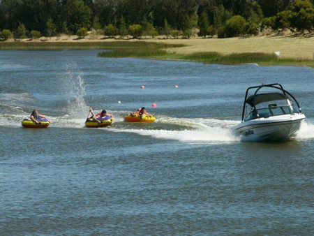 Bonney's WA Water Ski Park - Accommodation NT 3