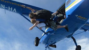 Skydive The Beach - Accommodation NT 1