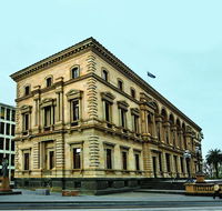 Old Treasury Building - Accommodation NT