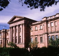 Australian Museum - Accommodation NT