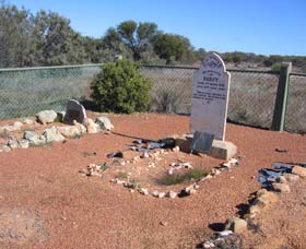 Wattoning Historical Site - Accommodation NT 0