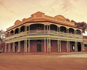 State Hotel - Accommodation NT 0