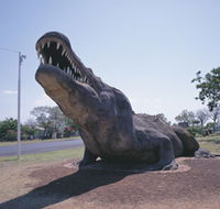Crocodile Statue - Accommodation NT