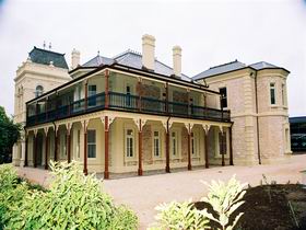  Accommodation NT